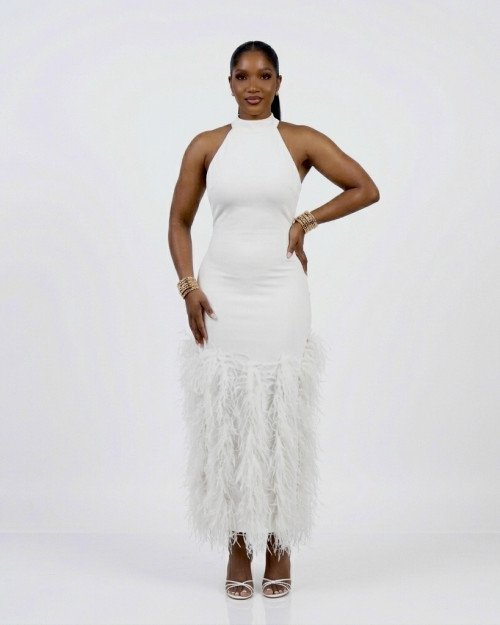 Robe plume blanche