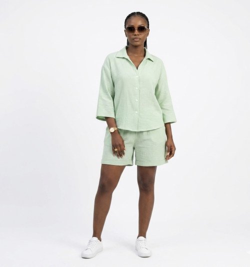 Ensemble deux pièces en lin vert clair