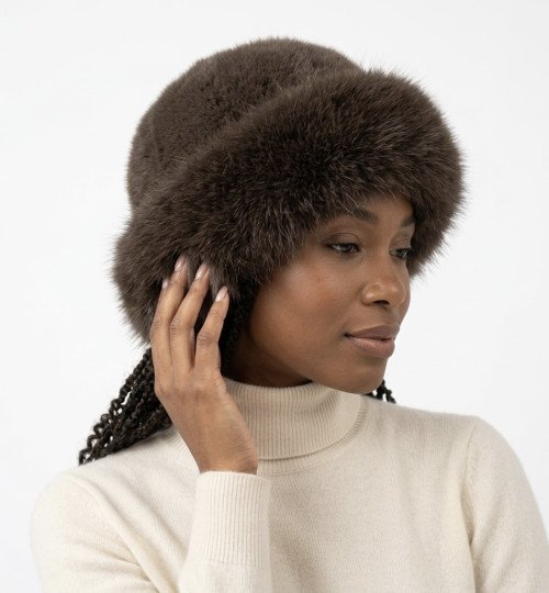Bonnet en Fourrure Élégant