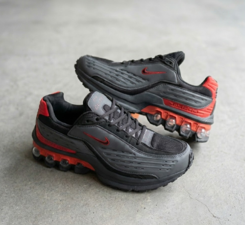Basket Nike Air Max Plus 3 Gris Anthracite