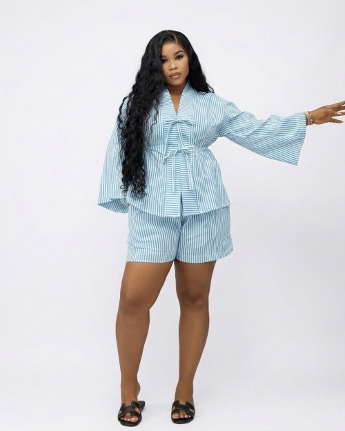 Ensemble Short et Haut Rayé à Nouer