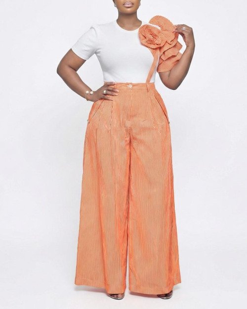 Ensemble orange à rayures fines